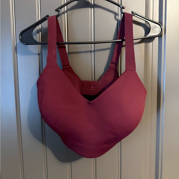 Lululemon bra - Picture 7 of 8